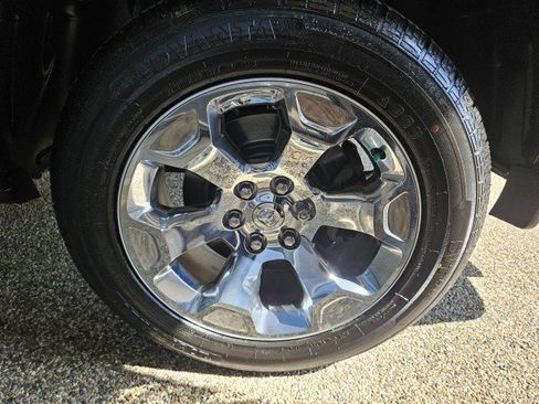 Used 2020 RAM 1500 Big Horn AWD/4WD image 35
