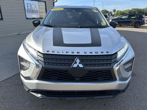 Used 2022 Mitsubishi Eclipse Cross LE AWD/4WD image 2