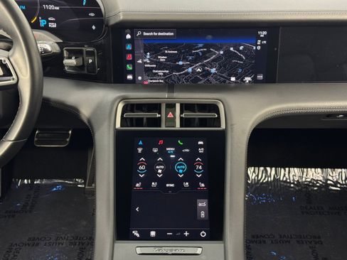 Used 2023 Porsche Taycan GTS image 24