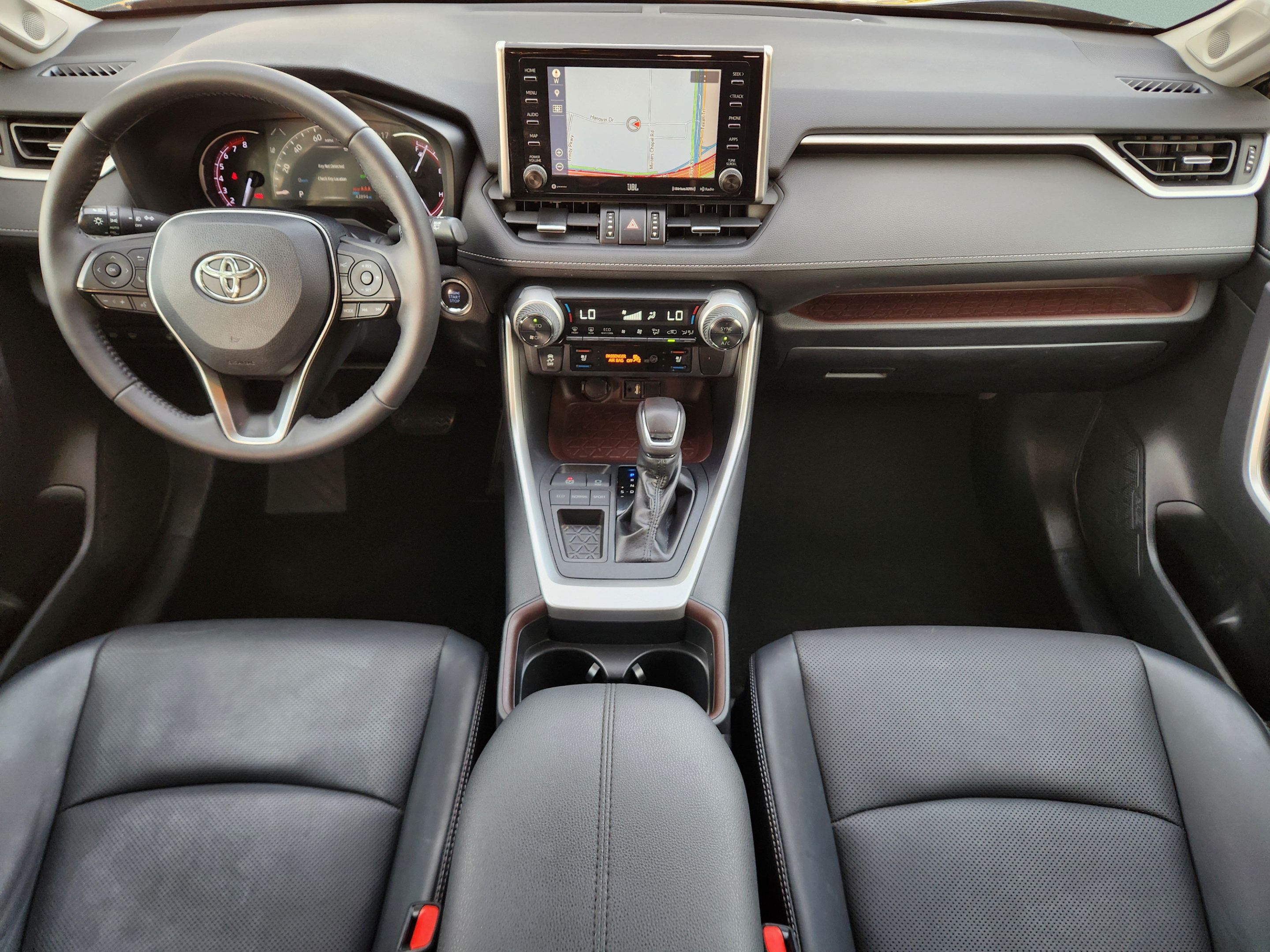 Used 2019 Toyota RAV4 Limited w/ Cold Weather Package FWD image 22