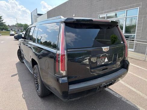 Used 2016 Cadillac Escalade ESV Luxury AWD/4WD image 7