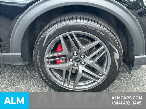 Used 2026 Ford Explorer ST-Line w/ ST-Line Street Pack AWD/4WD image 14