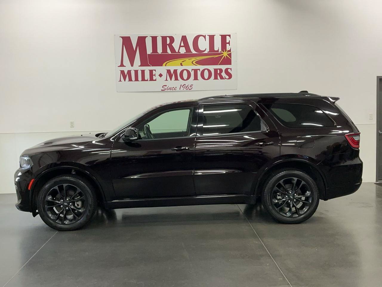 Used 2023 Dodge Durango GT AWD/4WD image 2