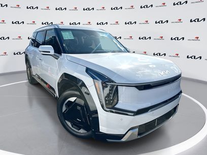 Certified 2026 Kia EV9 Land