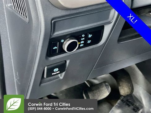 Used 2024 Ford F150 XL RWD image 18