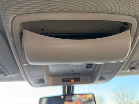 Used 2015 Chevrolet Silverado 2500 LTZ w/ LTZ Plus Package image 29