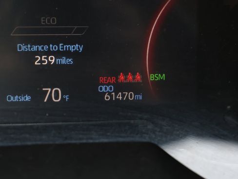 Used 2024 Toyota RAV4 XLE w/ Weather Package image 5