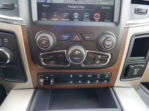 Used 2017 RAM 3500 Laramie image 31