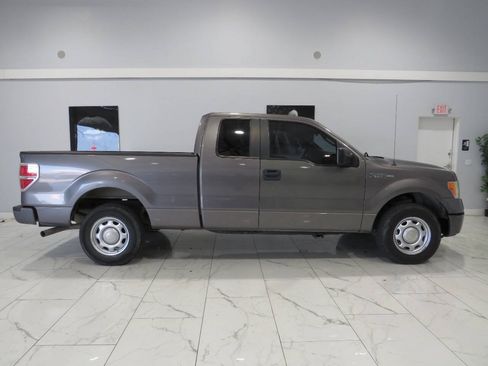 Used 2014 Ford F150 XL w/ Power Equipment Group RWD image 2