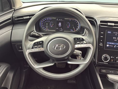 Used 2022 Hyundai Tucson SE FWD image 17