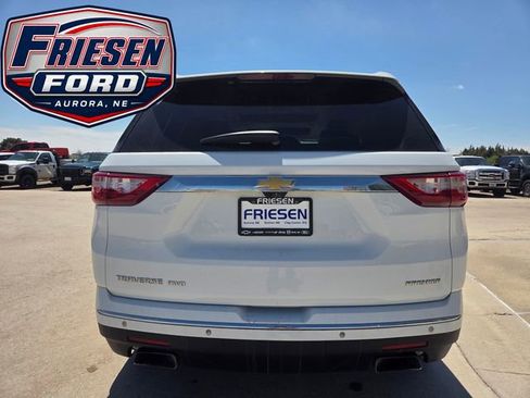 Used 2019 Chevrolet Traverse Premier AWD/4WD image 6