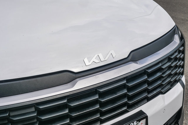 Used 2026 Kia Sportage LX FWD image 12