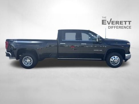 New 2026 Chevrolet Silverado 3500 LTZ w/ LTZ Plus Package image 15