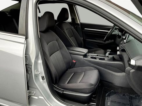 Used 2022 Nissan Altima 2.5 SV image 7