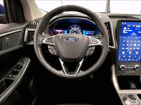 Certified 2024 Ford Edge SEL w/ Convenience Package image 5