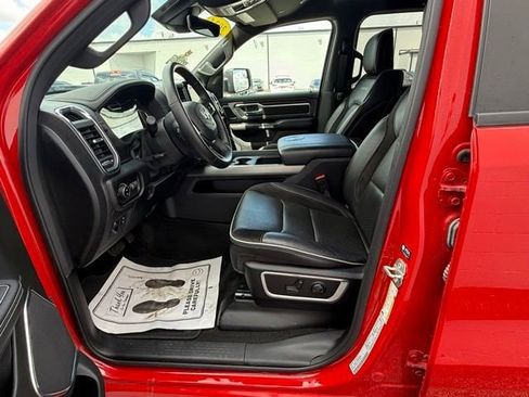 Used 2024 RAM 1500 Laramie AWD/4WD image 30