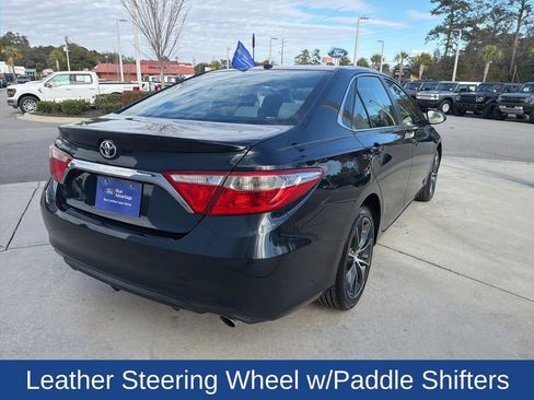 Used 2017 Toyota Camry XSE image 9