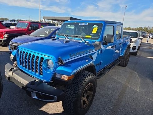 Used 2021 Jeep Gladiator Sport image 1