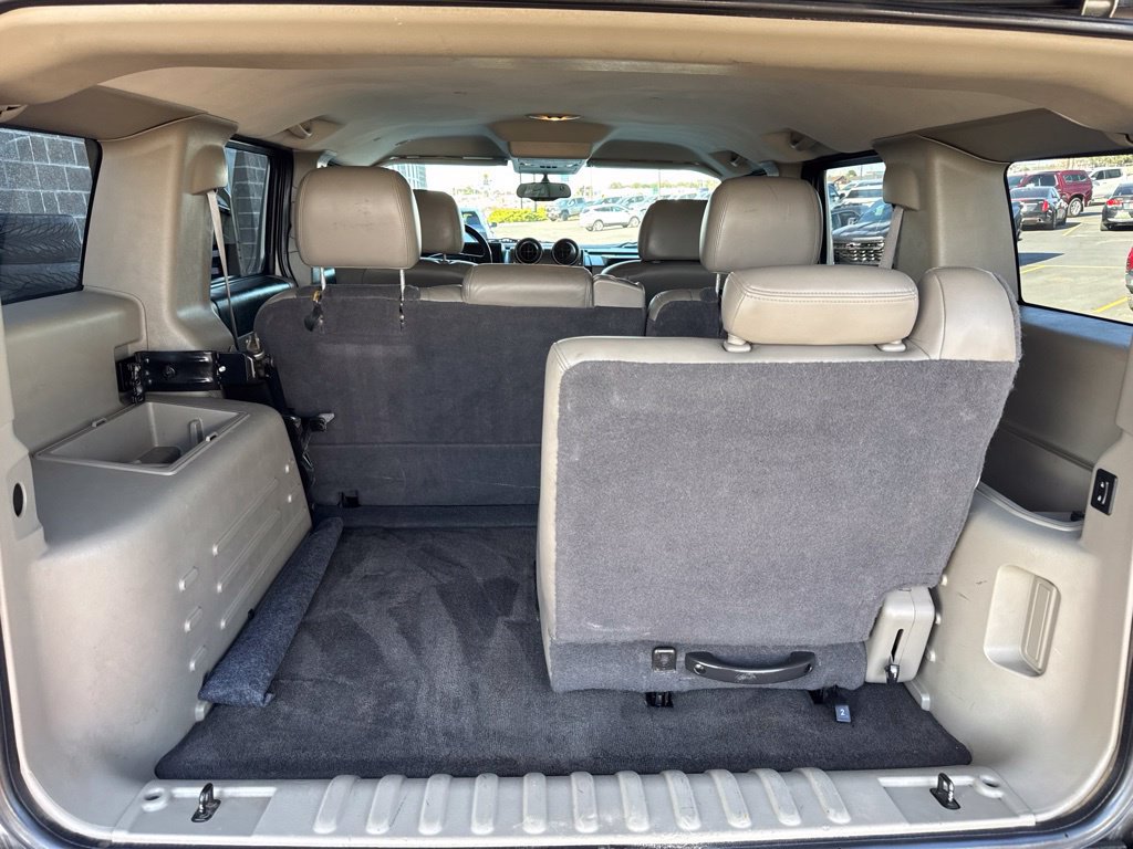 Used 2004 HUMMER H2 w/ Preferred Equipment Group AWD/4WD image 28