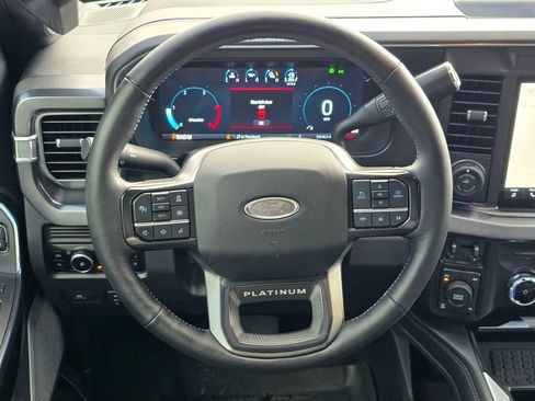 Used 2025 Ford F250 Platinum AWD/4WD image 8