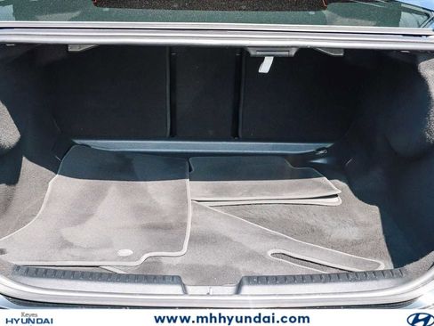 Used 2025 Mercedes-Benz E 350 Sedan image 24