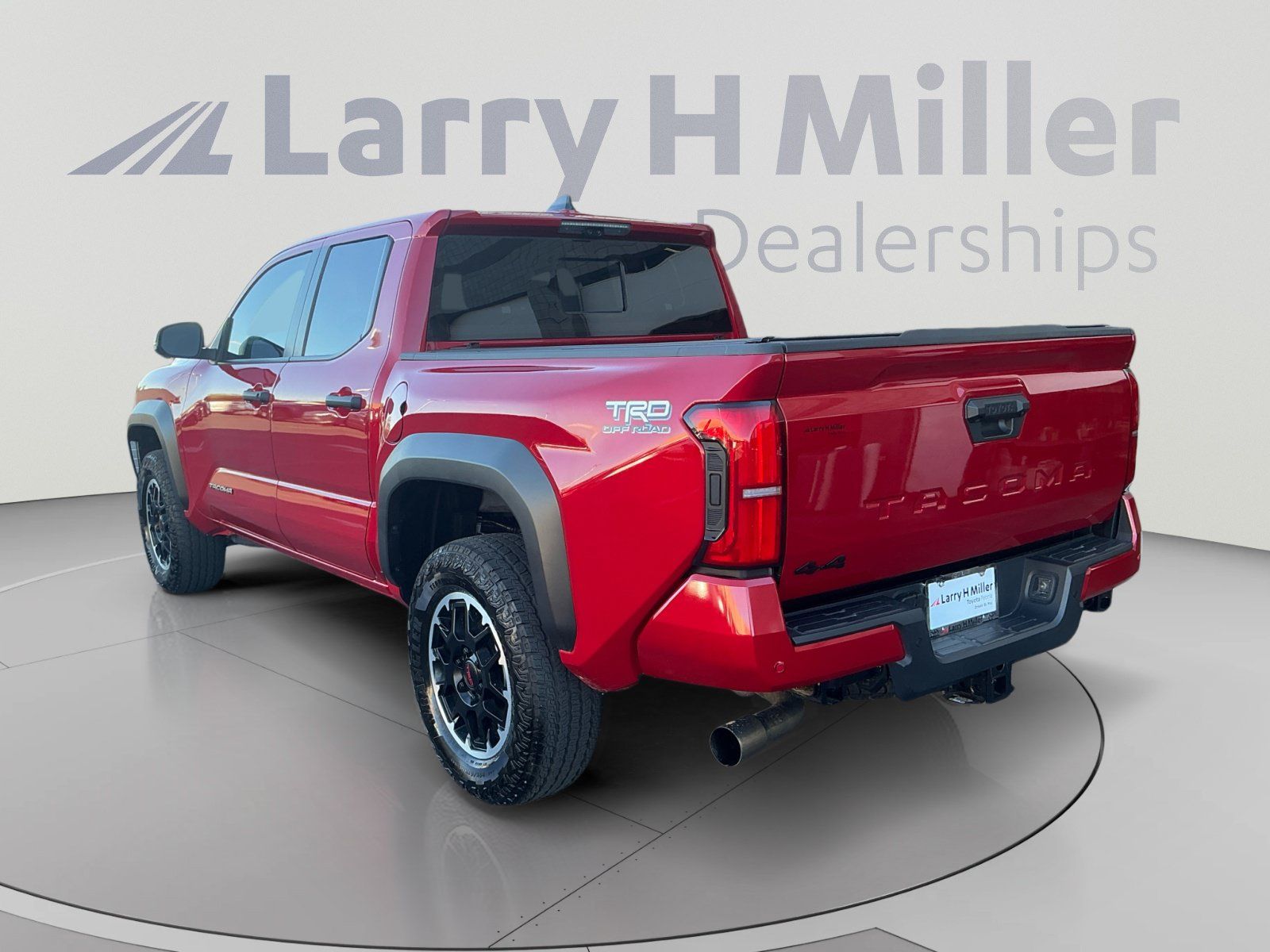 Certified 2026 Toyota Tacoma TRD Off-Road w/ TRD Off Road Premium Package AWD/4WD image 3