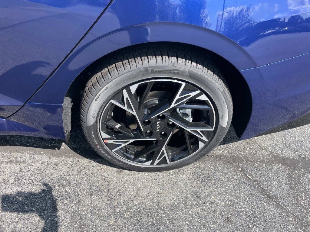 New 2026 Kia K5 GT-Line FWD image 5