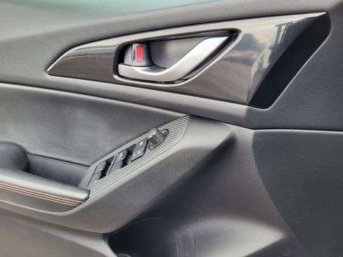 Used 2014 MAZDA MAZDA3 s Grand Touring FWD image 14