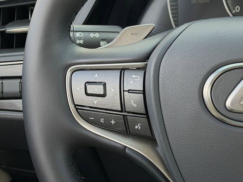 Certified 2025 Lexus ES 350 350 w/ Premium Package image 18