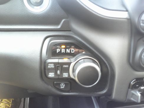 Used 2022 RAM 1500 Big Horn AWD/4WD image 24