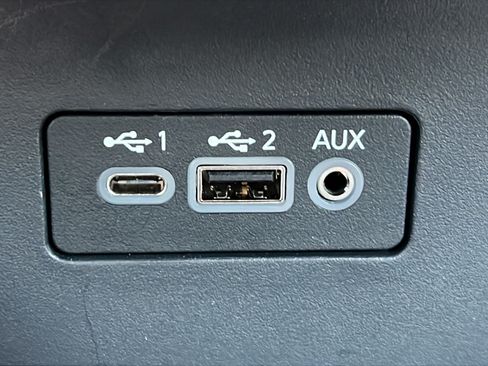 Used 2025 Nissan Altima 2.5 SV FWD image 16