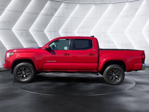 Used 2023 Toyota Tacoma SR5 RWD image 2
