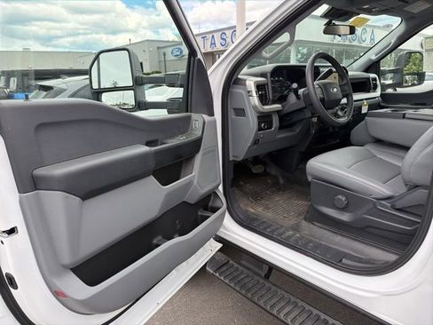 New 2026 Ford F350 XL w/ XL Chrome Package AWD/4WD image 7