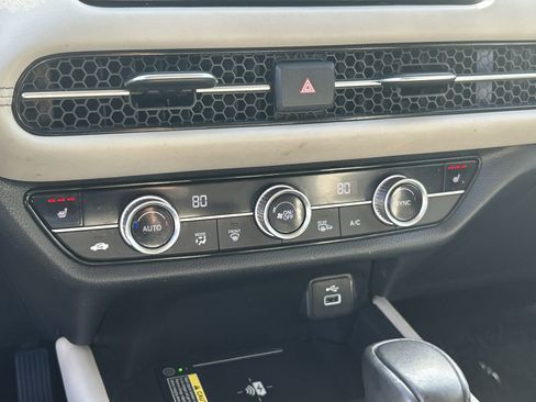 Certified 2023 Honda HR-V EX-L image 17