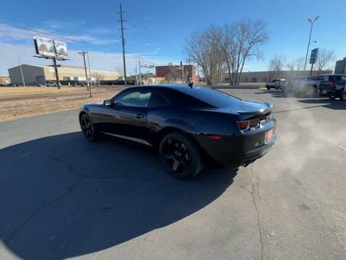 Used 2010 Chevrolet Camaro SS w/ RS Package image 6