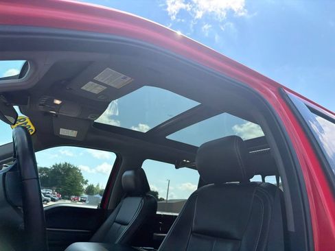 Used 2019 Ford F150 Lariat w/ Equipment Group 502A Luxury AWD/4WD image 13