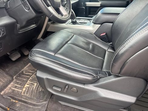 Used 2020 Ford F150 Lariat w/ Equipment Group 502A Luxury AWD/4WD image 11