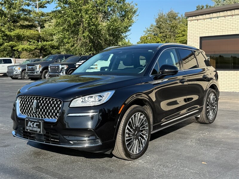 Used 2020 Lincoln Corsair Reserve w/ Equipment Group 202A AWD/4WD image 2