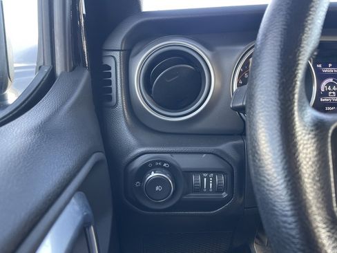 Used 2021 Jeep Wrangler Unlimited Sport image 13