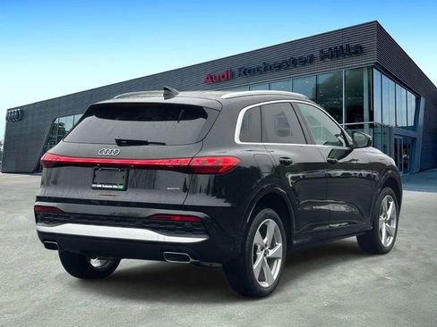 Certified 2025 Audi Q5 Premium Plus w/ Premium Plus AWD/4WD image 5