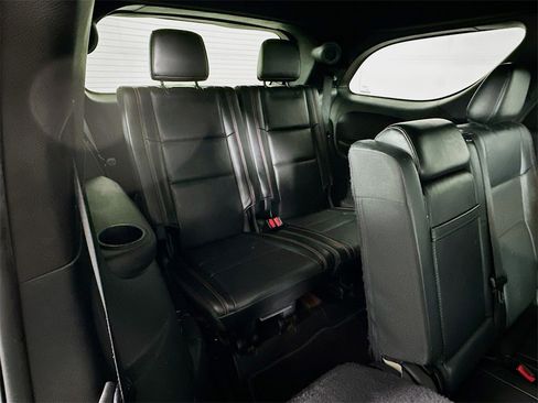 Used 2016 Dodge Durango R/T image 33