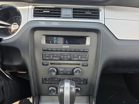 Used 2014 Ford Mustang Premium RWD image 11