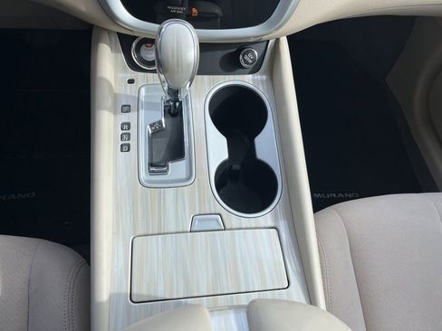 Used 2017 Nissan Murano SV image 75