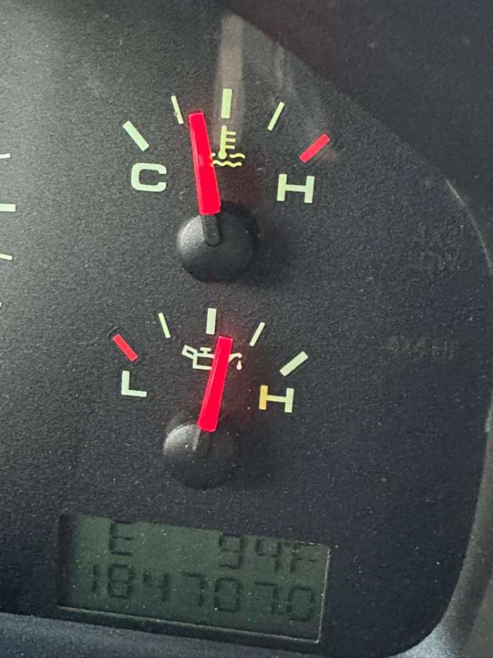 Used 2004 Ford F150 Lariat AWD/4WD image 31
