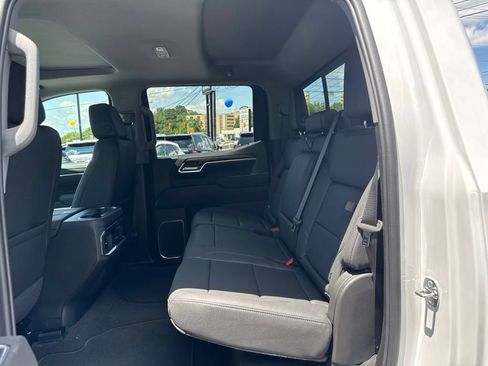 New 2026 GMC Sierra 1500 SLT w/ SLT Premium Package AWD/4WD image 28