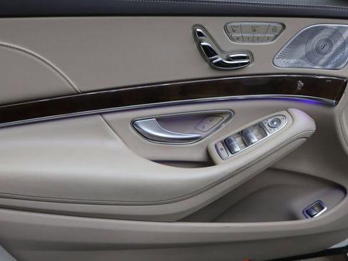 Used 2016 Mercedes-Benz S 550 4MATIC Sedan w/ Sport Package image 24