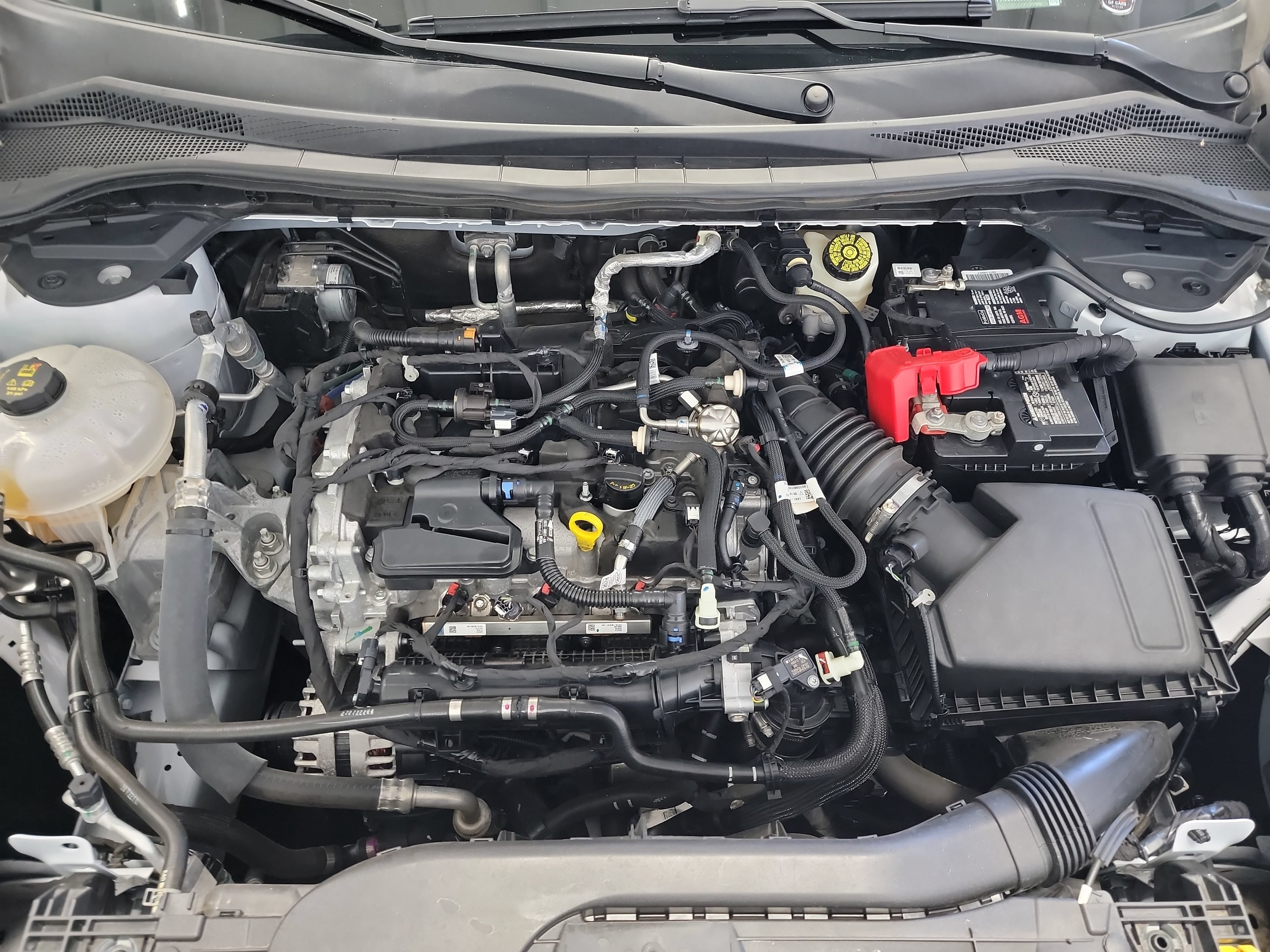 Used 2022 Ford Escape SE w/ Convenience Package FWD image 24