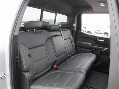 Used 2019 GMC Sierra 1500 SLT w/ SLT Premium Plus Package image 22