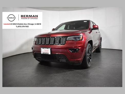 Used 2021 Jeep Grand Cherokee Laredo X AWD/4WD image 1