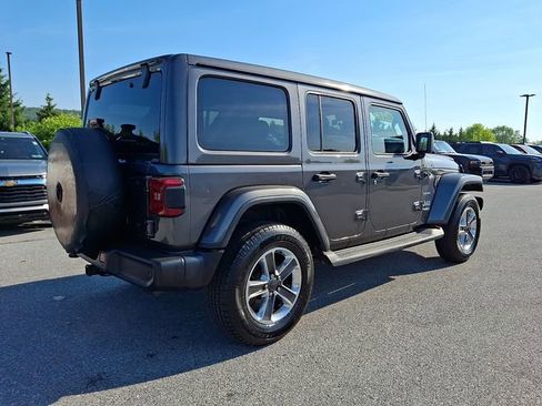 Used 2021 Jeep Wrangler Unlimited Sahara AWD/4WD image 6